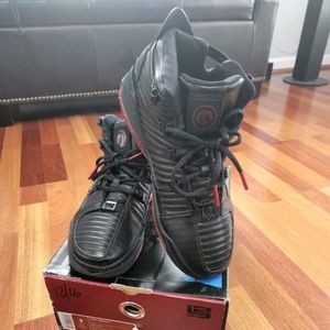 Men's Zoom LeBron III - Black - Varsity Crimson - Size 9